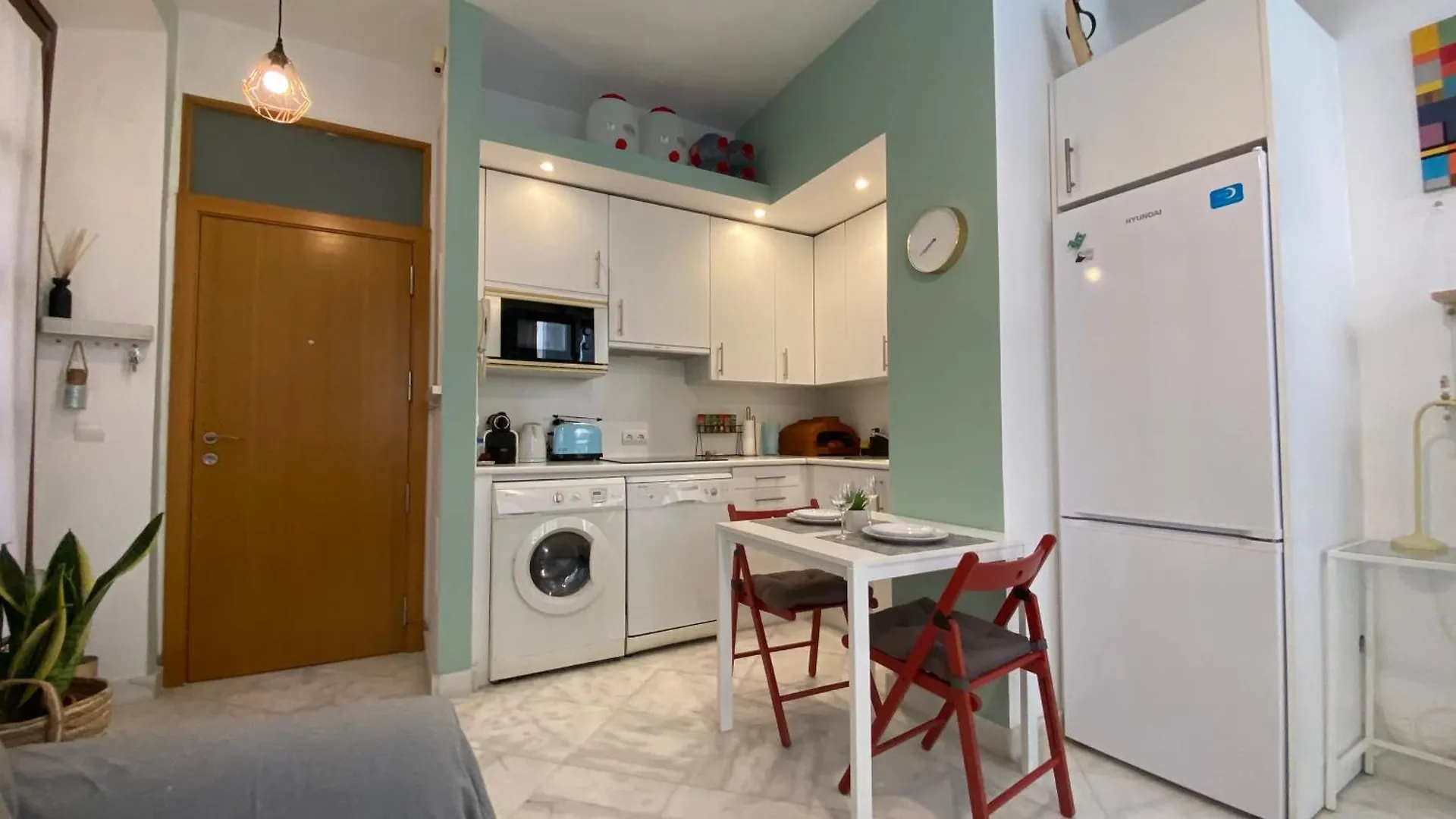 Apartamento En Centro Historico Con Garaje Malaga Apartment