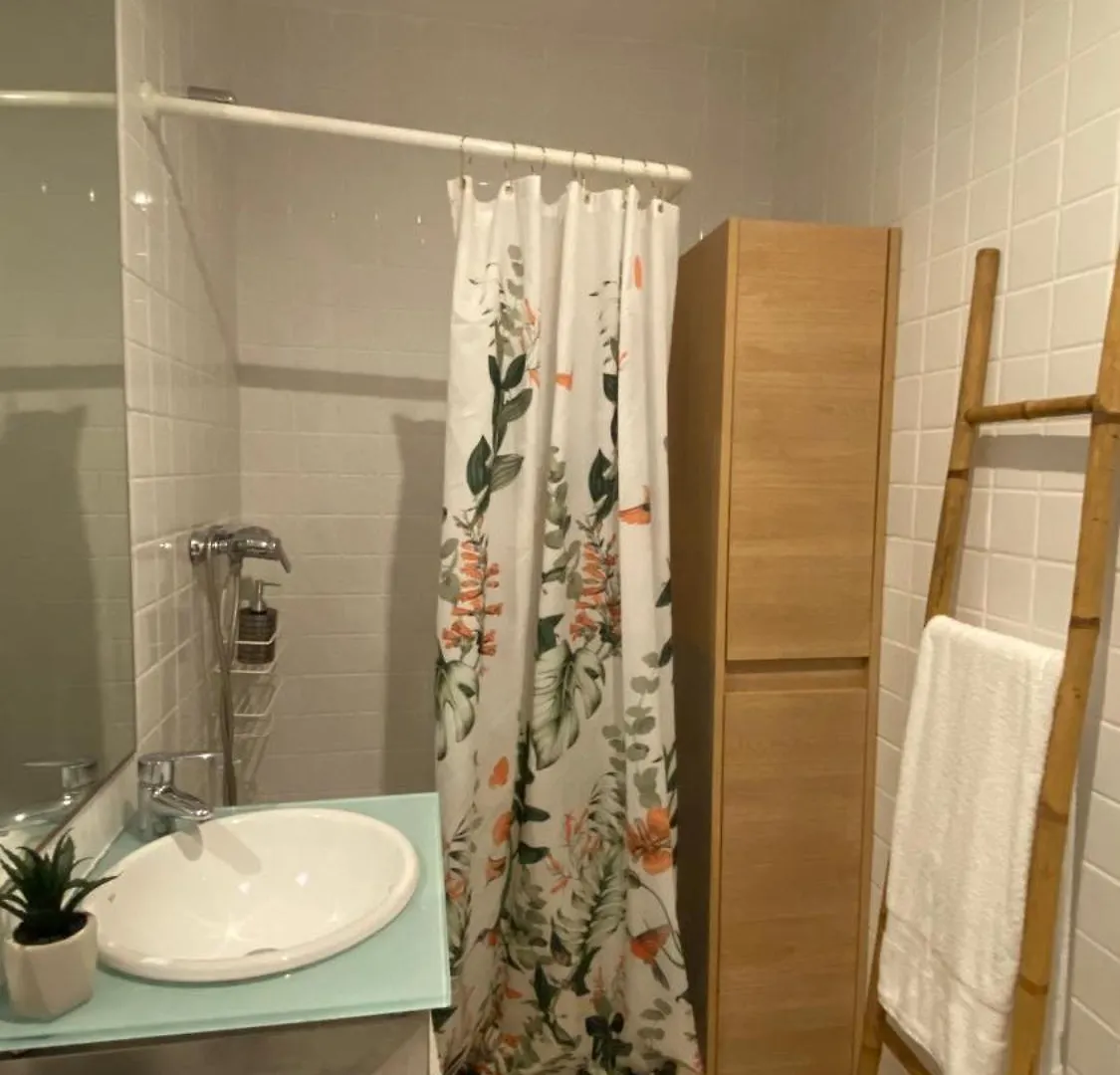Apartamento En Centro Historico Con Garaje Malaga